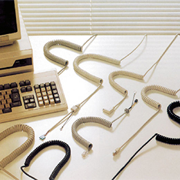 电子计算机电缆